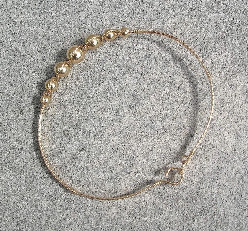Graduated 14kt Gold Filled Beaded Wire Wrapped Bracelet