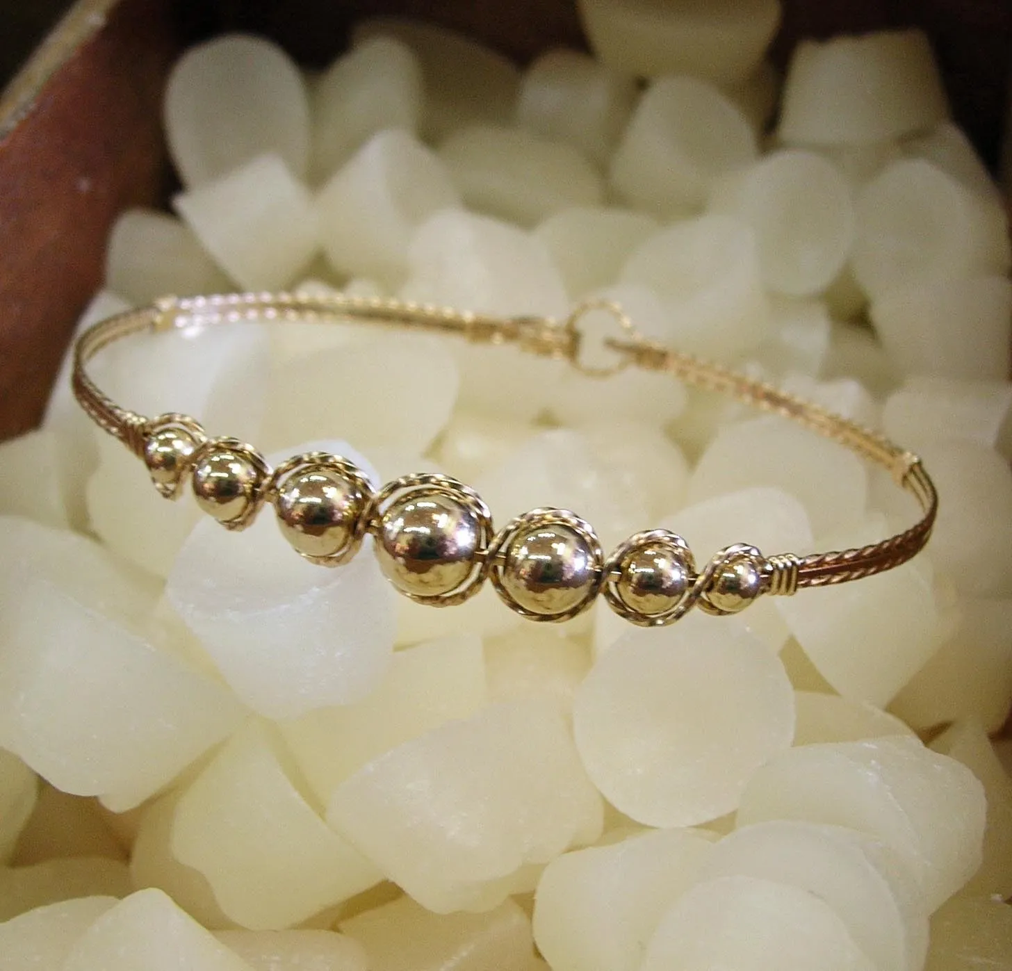 Graduated 14kt Gold Filled Beaded Wire Wrapped Bracelet
