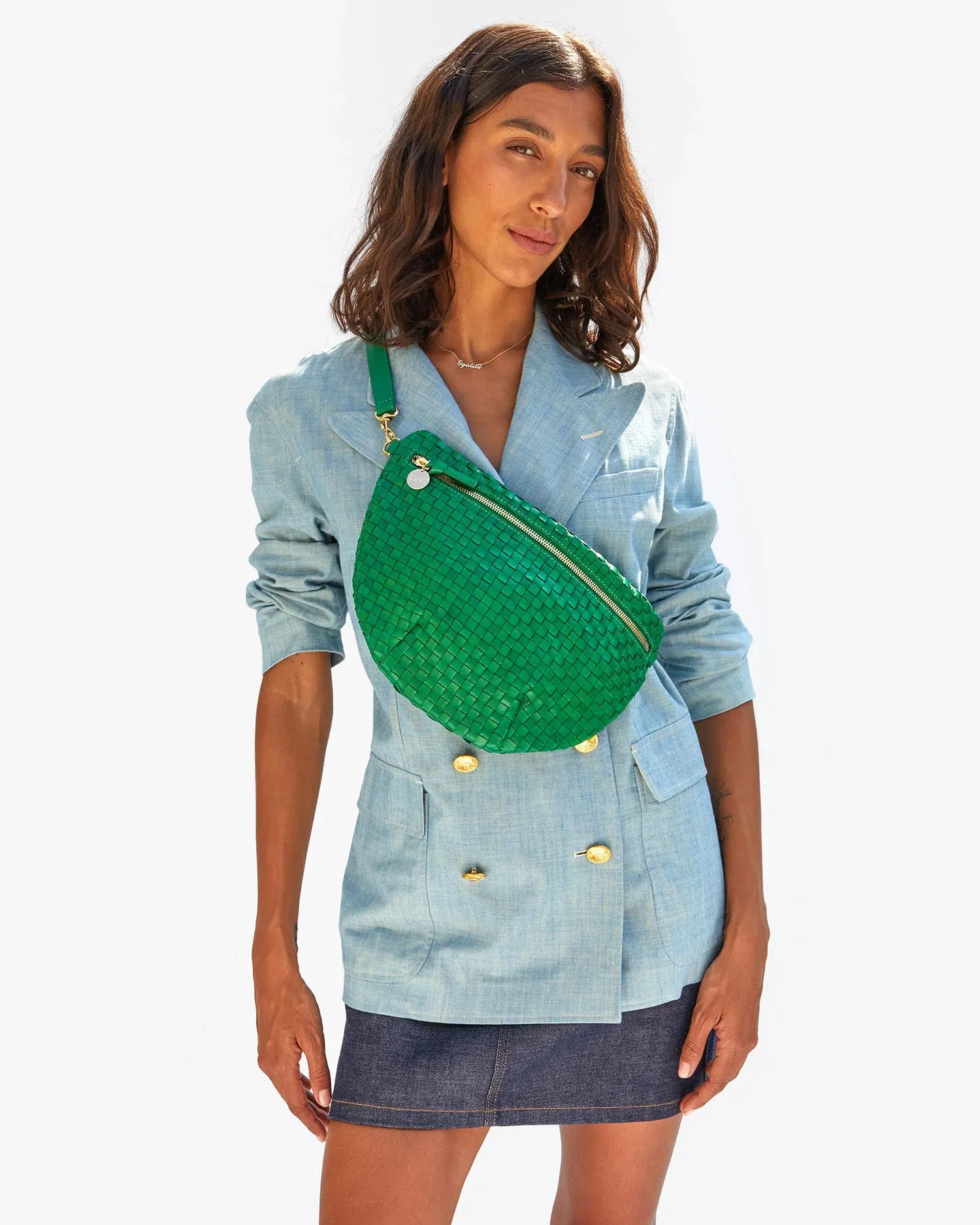 Grande fanny in grass woven checker