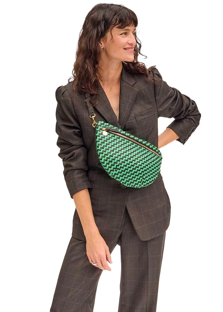 Grande fanny in mint opal black woven zig zag