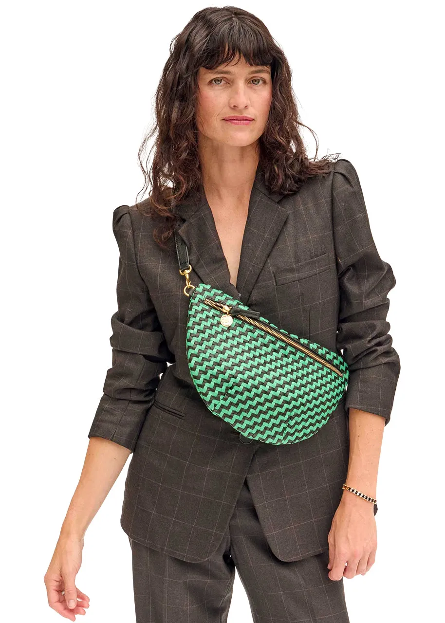 Grande fanny in mint opal black woven zig zag