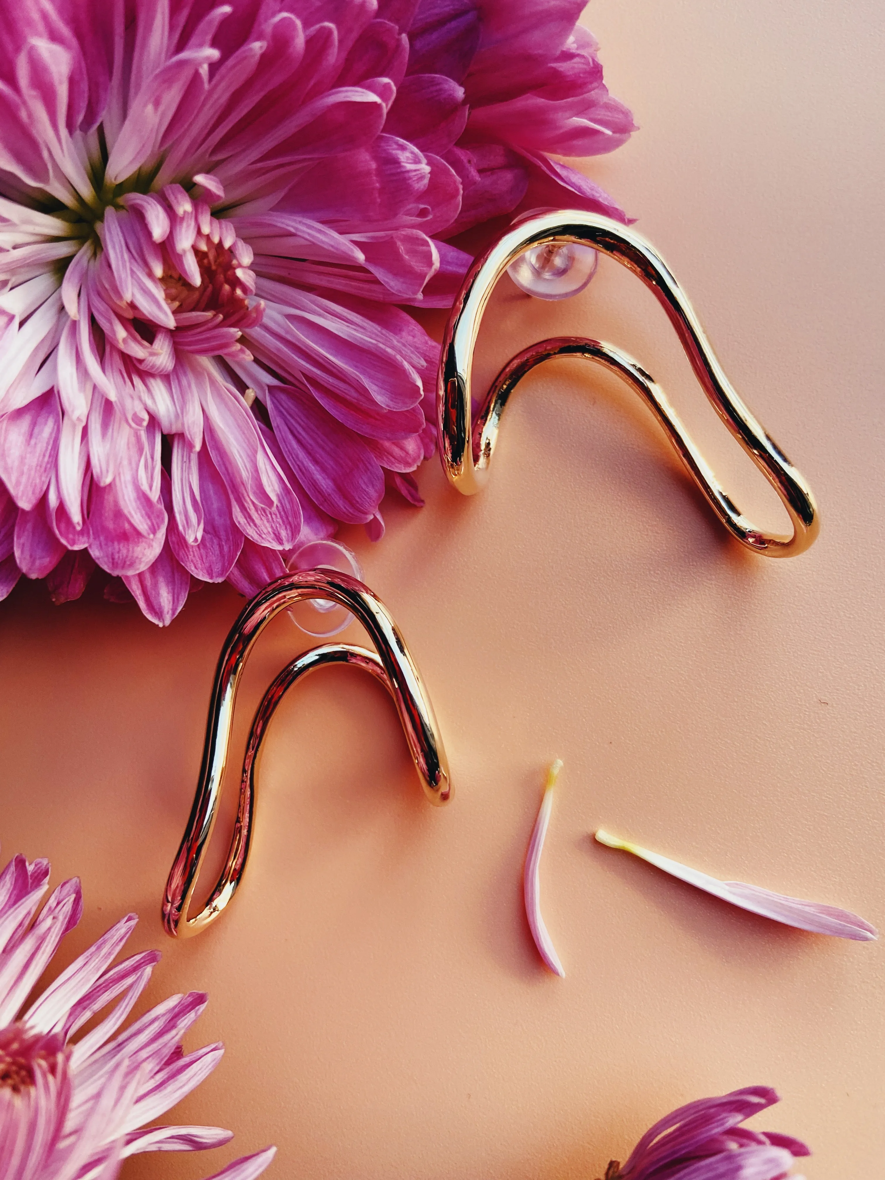 Hayati Earrings Gold