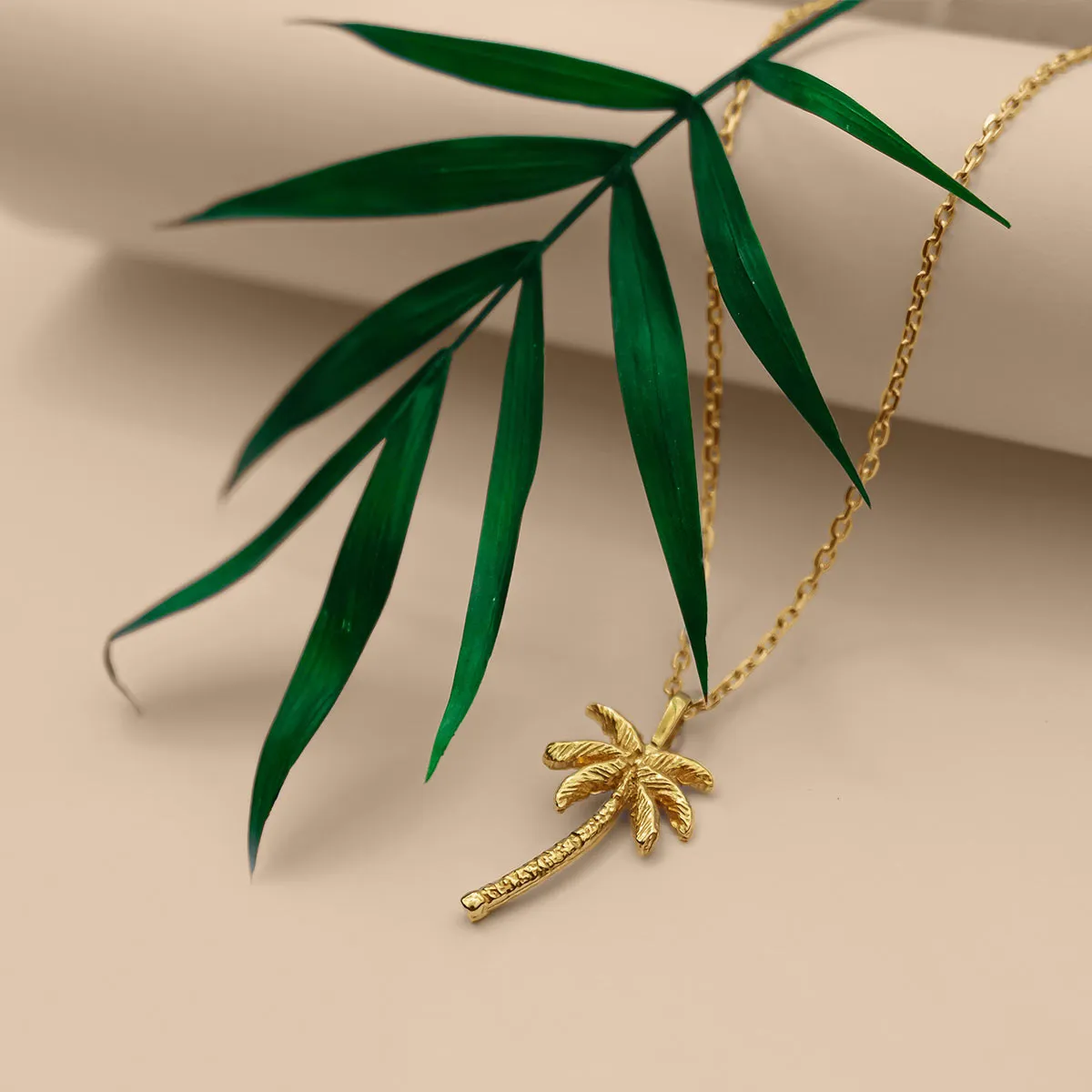 Oasis Palm Necklace - Gold