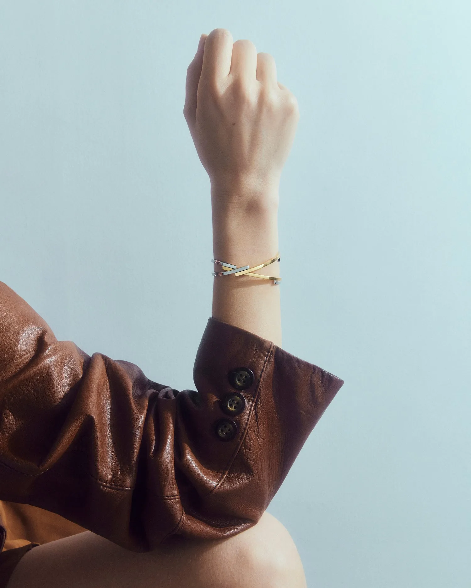 OLYMPIA ARMRING - RHODIUM & VERMEIL