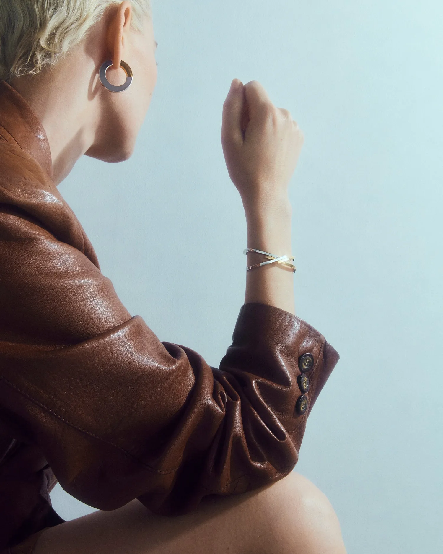 OLYMPIA ARMRING - RHODIUM & VERMEIL